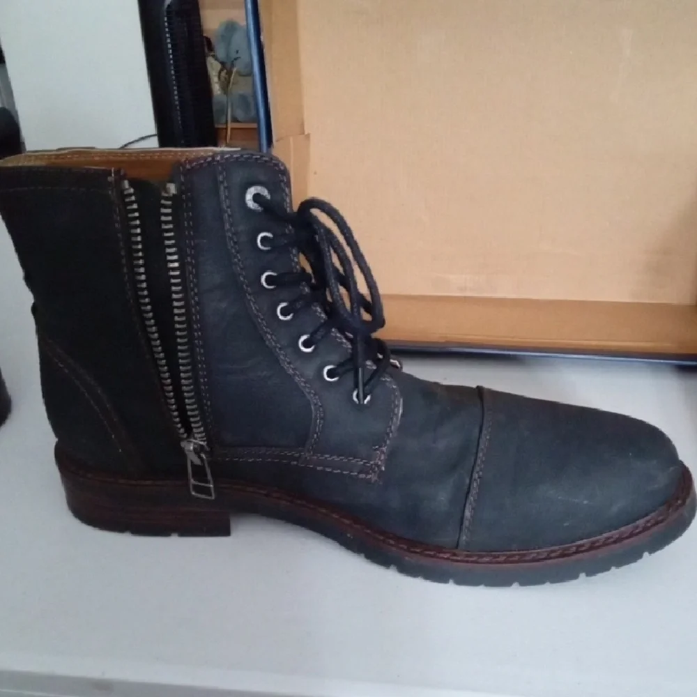 Dockers Black Combat Boots Lace-up Mid-ankle